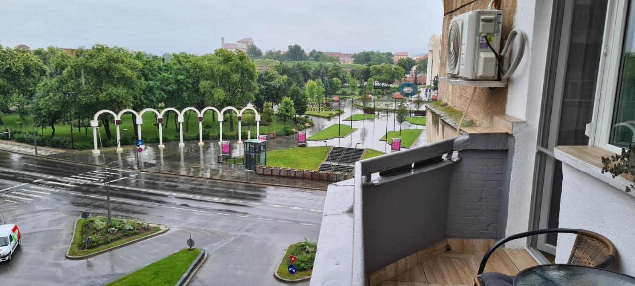 The Pearl Of The Citadel Apartment Alba Iulia Exterior photo